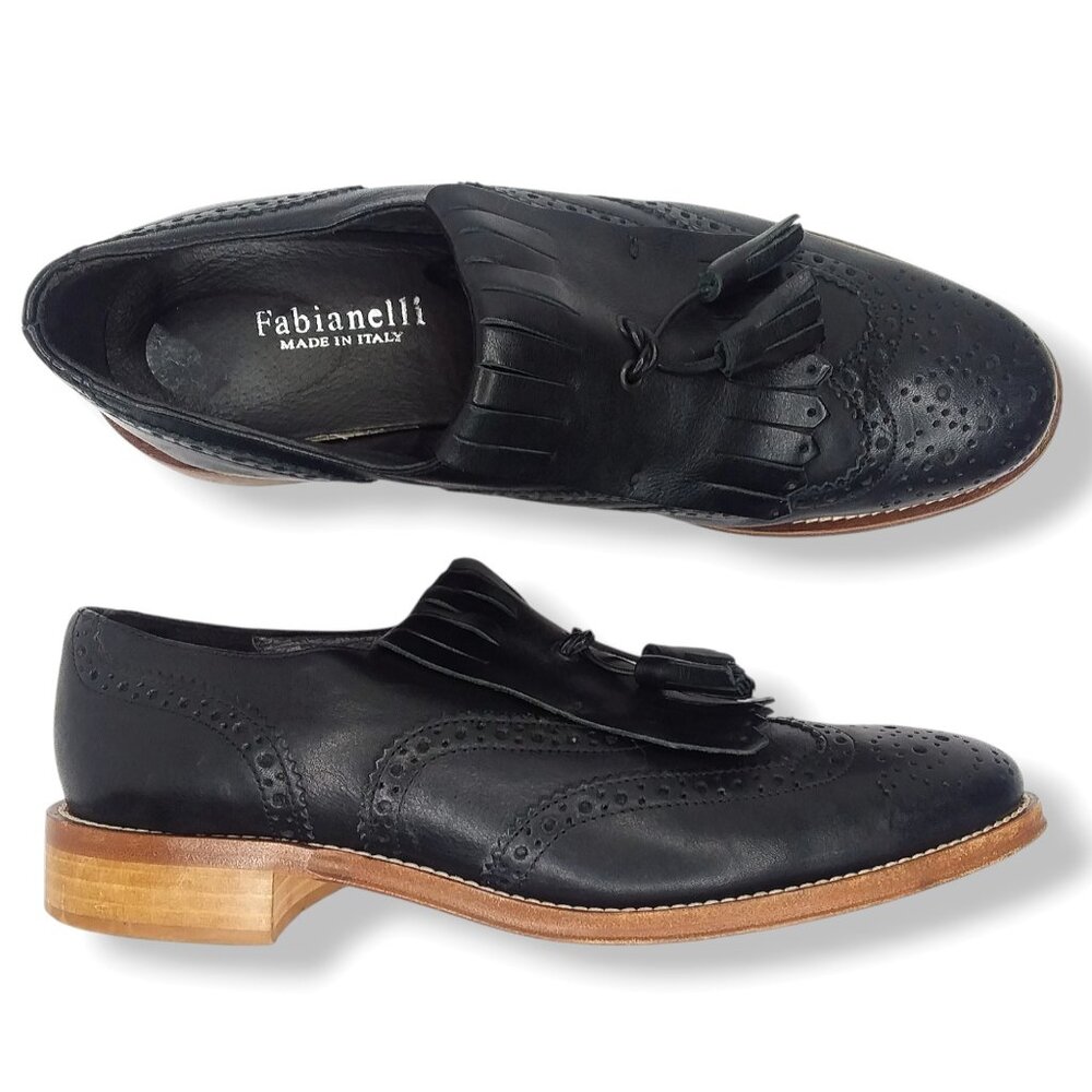Fabianelli Black Leather Wingtip Loafers Size 38 7US Tassel Androgynous Preppy